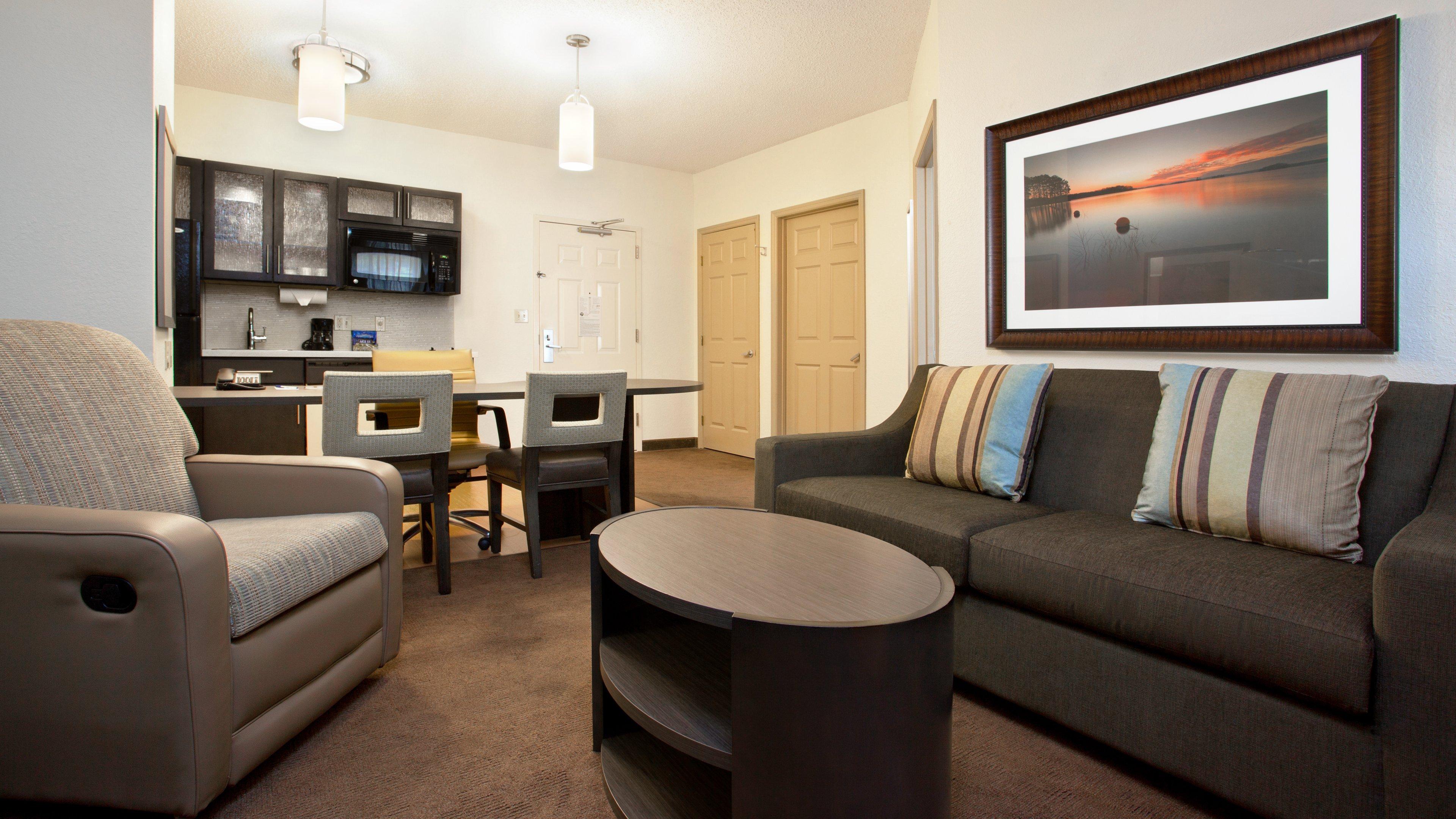 Sonesta Simply Suites Charlotte University Exterior photo