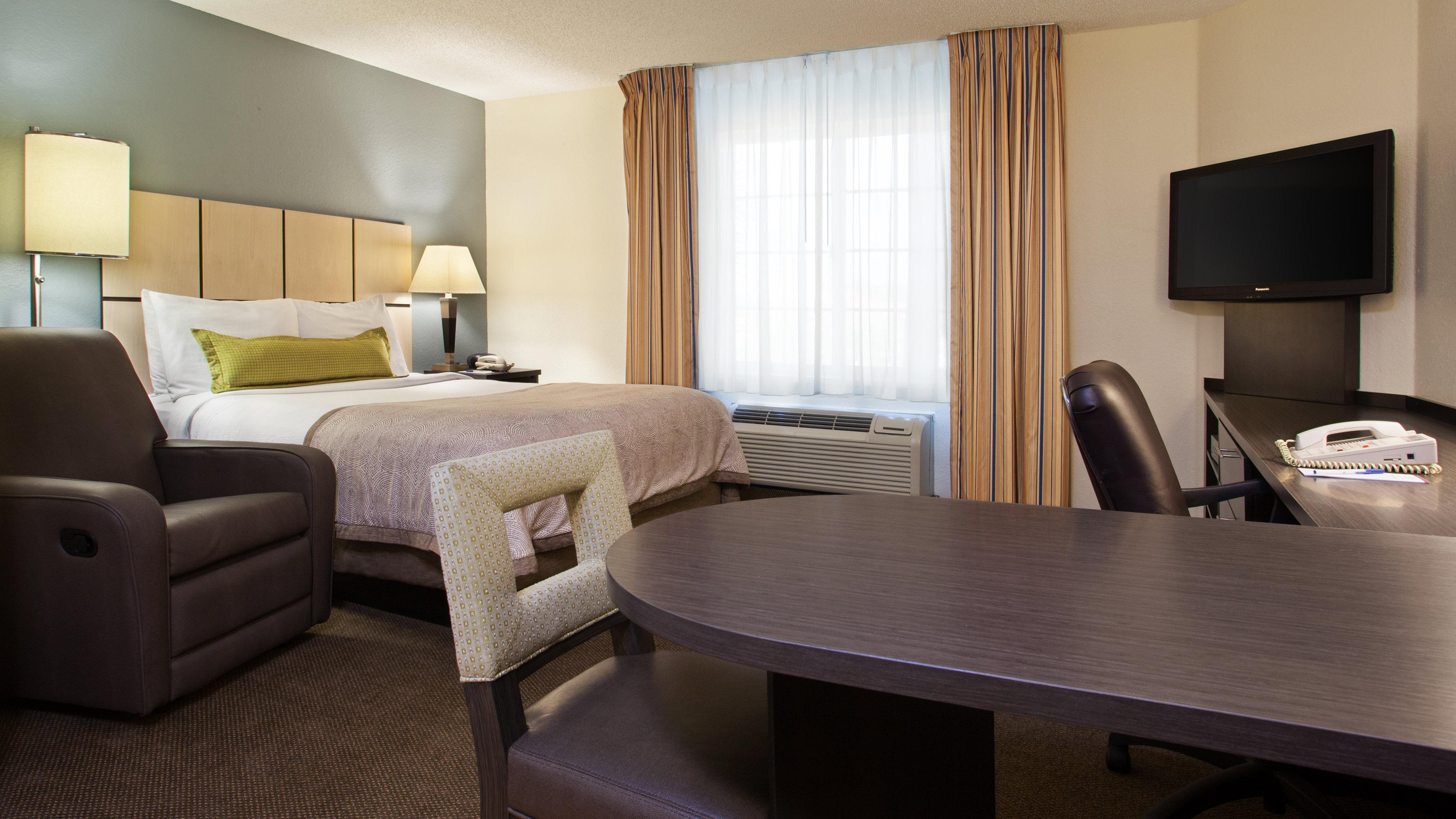 Sonesta Simply Suites Charlotte University Exterior photo
