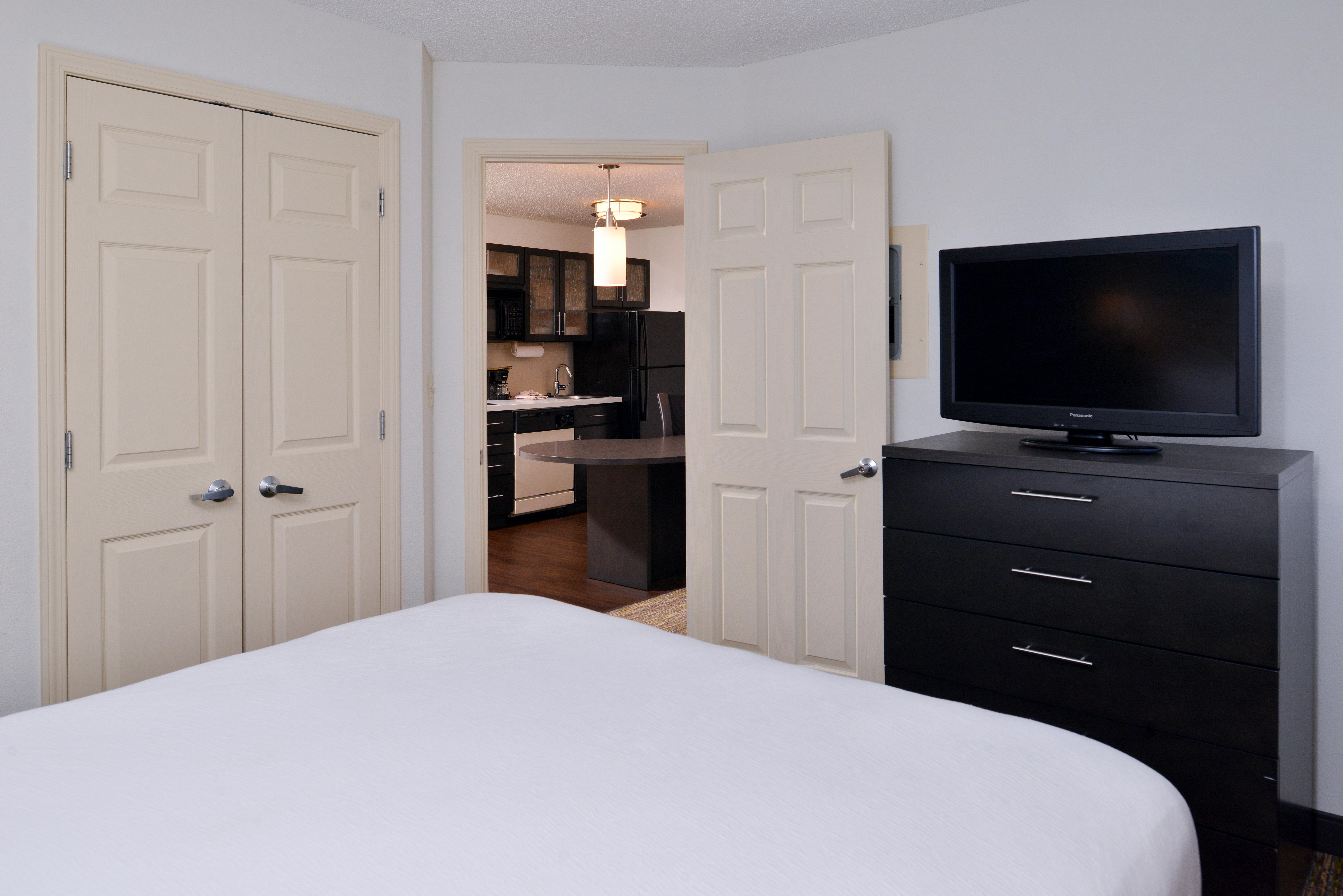 Sonesta Simply Suites Charlotte University Exterior photo