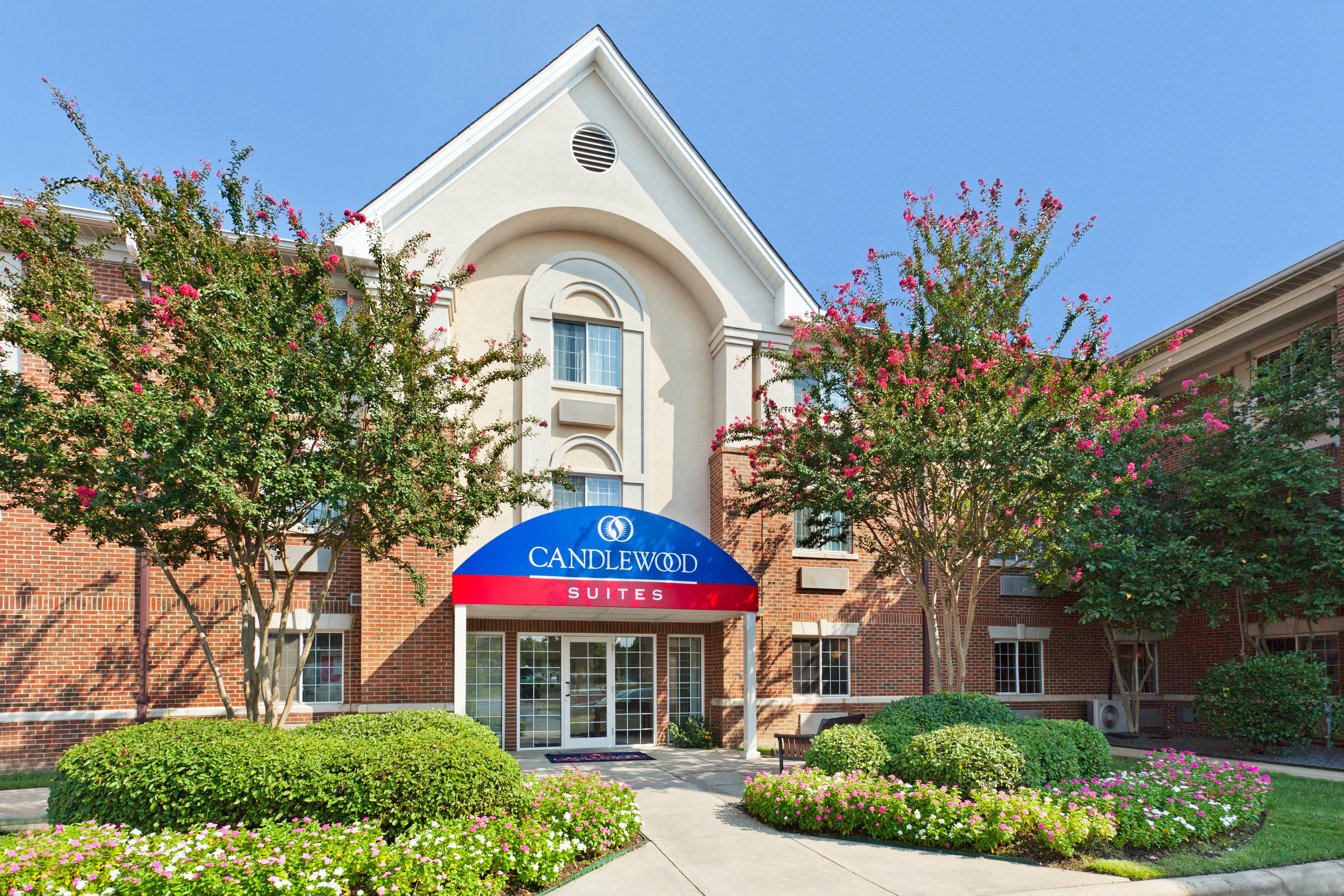 Sonesta Simply Suites Charlotte University Exterior photo